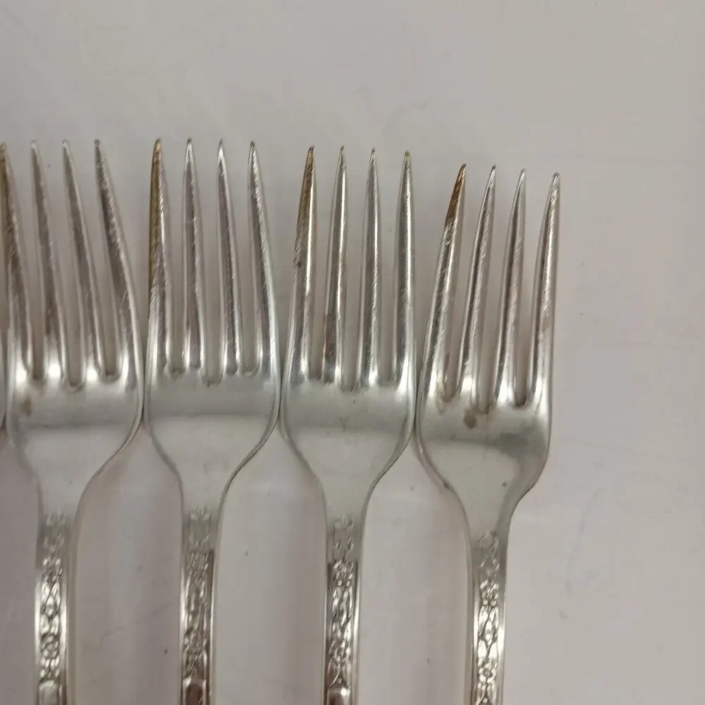 6 DF 1847 Rogers Bros IS International Silver Plate Lovelace Dinner Forks